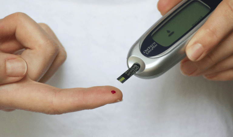 Diabète : un nouvel appareil pour contrôler la glycémie remboursé